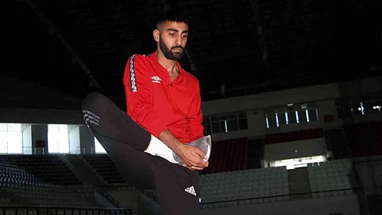 Elazığlı Güneş: İstiklal Marşımızı tüm dünyaya dinletmek istiyorum