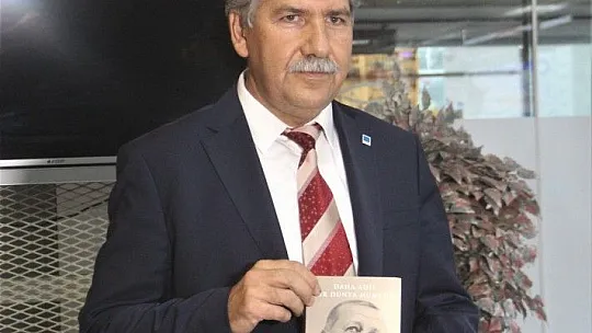 Başkan Saraç'tan anlamlı hediye