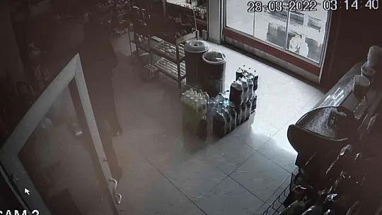 Maskeli hırsızlar, manav dükkanını böyle talan ettiler