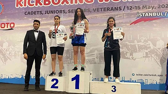 Deniz Şengür dünya 2.'si oldu