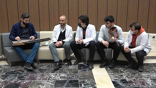 Doktor ve öğrencilerden anlamlı farkındalık