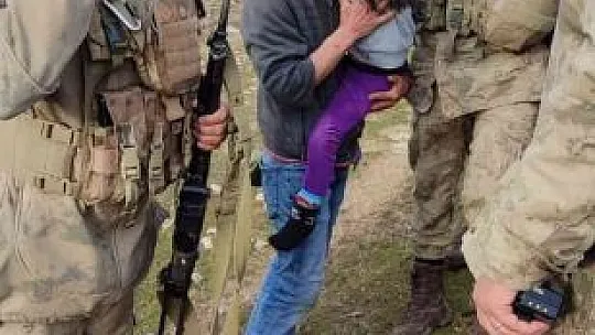 Jandarma ekipleri down sendromlu kayıp çocuk için seferber oldu