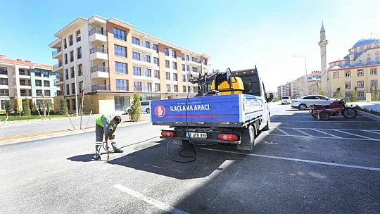 Elazığ Belediyesi ilaçlama çalışmalarına start verdi