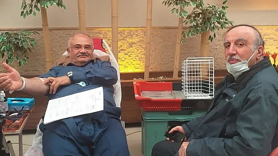 Belediye personelinden kan bağışına destek