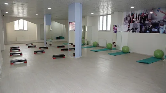 Elazığ Belediyesi Spor ve Yaşam Merkezlerine vatandaşlardan yoğun ilgi