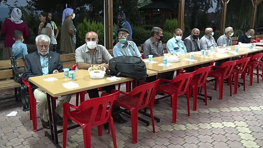 Elazığ Cem Evi'nde iftar programı düzenlendi
