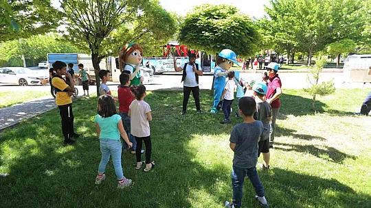 Elazığlı çocuklardan Çevre Koruma Haftası etkinliği