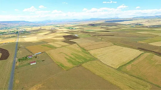 Elazığ'da 11 bin 870 dekar tarım alanı su ile buluşacak