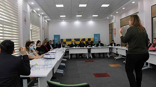 Elazığ'da 'İşin Var, Gücün Var' çalıştayı düzenlendi