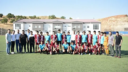 Konteyner Cup turnuvası başladı