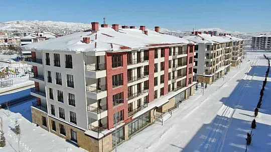 Elazığ'da 17 bin 95 konut ve 243 iş yeri hak sahiplerine teslim edildi