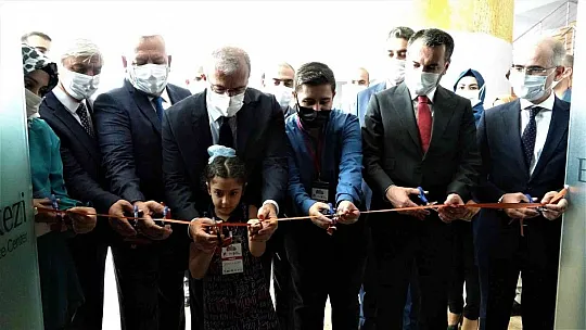 3 gün sürecek 'Bilim Şenliği' startı verildi