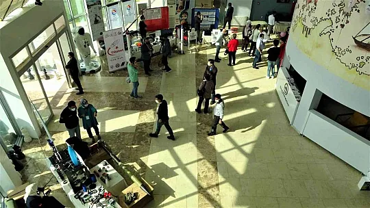 3 gün sürecek 'Bilim Şenliği' startı verildi