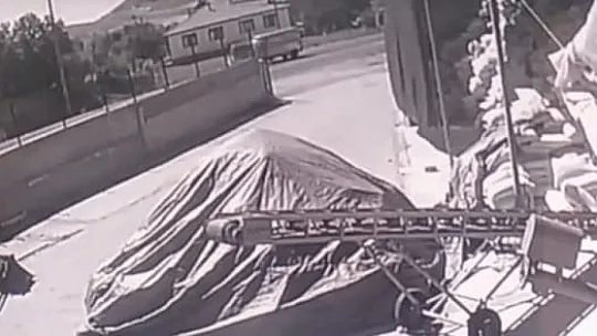 Elazığ'da 4 kişinin yaralandığı kaza kamerada