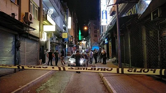 Bıçaklı kavgada ağır yaralanan şahıs hayatını kaybetti