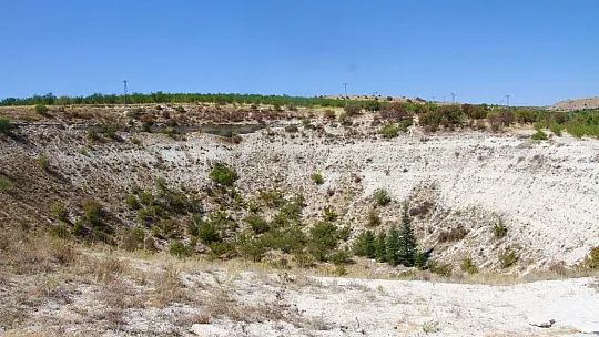 Kup Çukuru turizme kazandırılmayı bekliyor