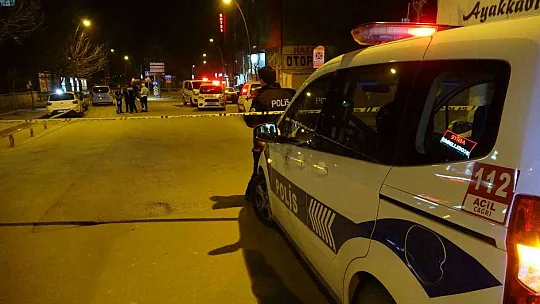 Hürriyet Caddesi'nde silahlı kavga