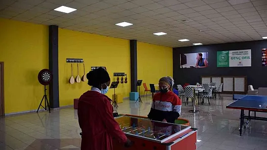 Elazığ Gençlik ve Spor İl Müdürlüğü gençleri yanlız bırakmıyor