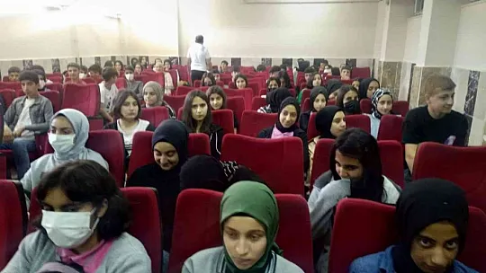 Değerlilerimiz Değerlerini Öğreniyor Proje eğitimleri sürüyor