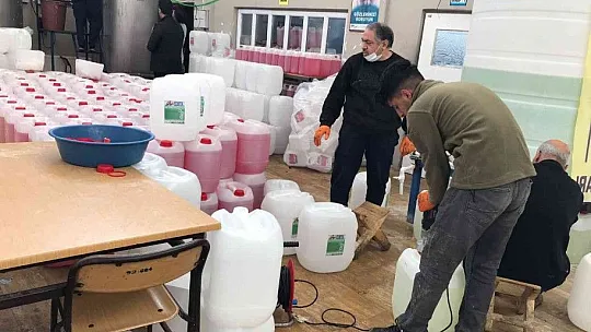 Elazığ'da fabrika gibi okul!