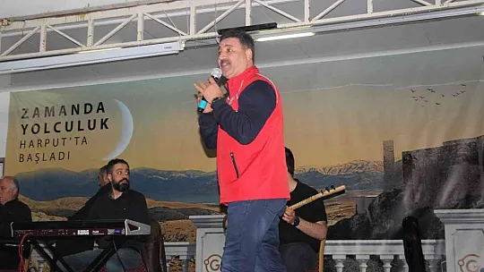 19 Mayıs'ın 103. yıl dönümü, fener alayı yürüyüşüyle kutlandı