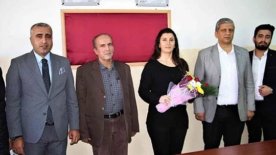 Görev yapan en genç ve en tecrübeli öğretmenlere anlamlı ziyaret