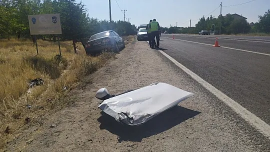 Elazığ'da iki otomobil çarpıştı