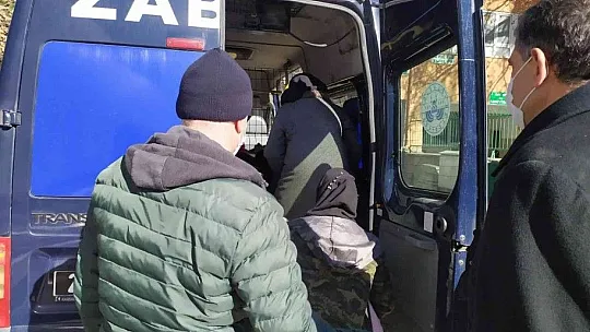 Zabıtayı görünce 'Ben dilenci değilim' dedi