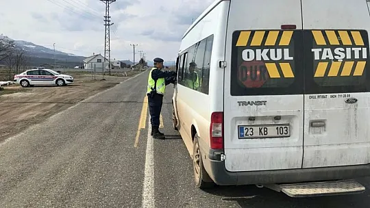 Jandarmadan okul servislerine denetim