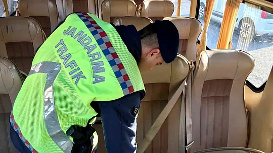 Jandarmadan okul servislerine denetim