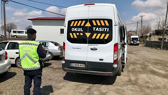 Jandarmadan okul servislerine denetim