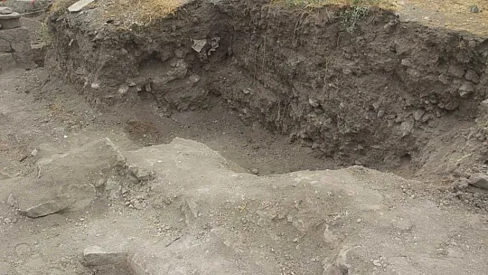 Elazığ'da kentsel dönüşüm kazısında Osmanlı dönemine ait kilise bulundu