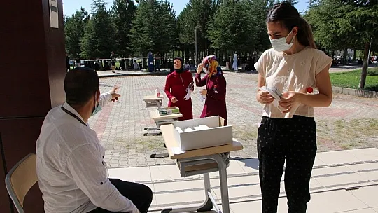 Korona virüs önlemleri altında KPSS heyecanı