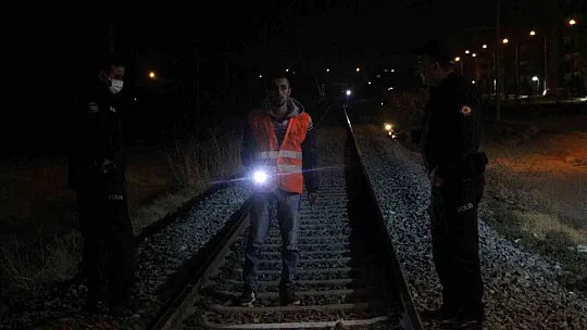 Makinistin ihbarı polisi alarma geçirdi