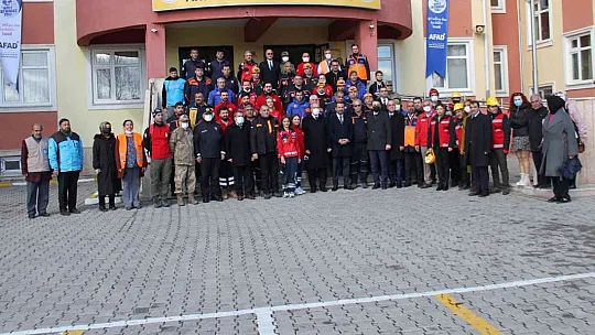 Kent geneli gerçekleştirilen tatbikat gerçeği aratmadı