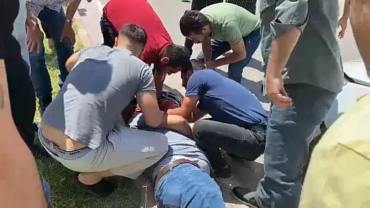 Yaşanan kazada motosiklet sürücüsü ağır yaralandı