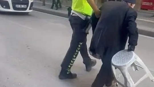 Polisin davranışı yürekleri ısıttı
