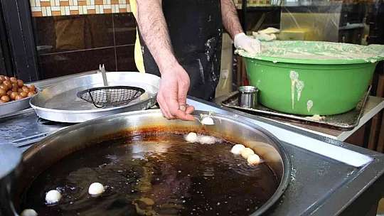 Lokma tatlısına ramazan ayında büyük rağbet
