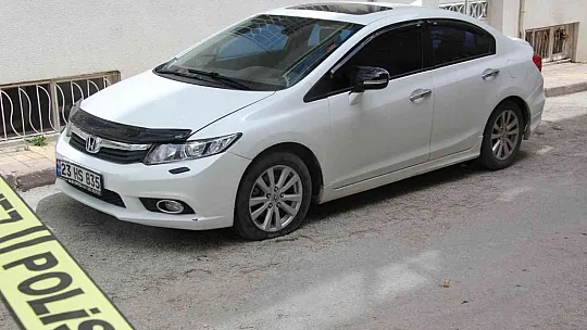 Elazığ'da bir kişi, silahla vurularak yaralandı
