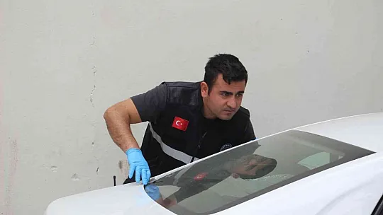 Elazığ'da bir kişi, silahla vurularak yaralandı