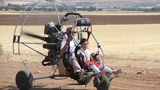 SkyFest etkinliği renkli görüntüler oluşturdu