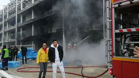Elazığ Atatürk stadyumunda çıkan yangın söndürüldü
