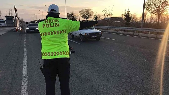 Elazığ emniyeti bilgilendirmeye devam ediyor