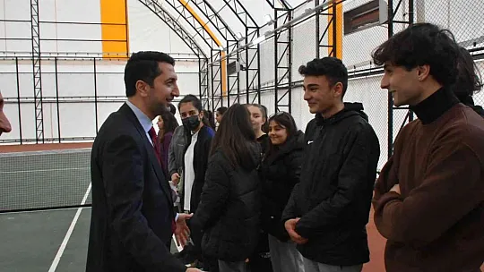 Tenis müsabakaları 6 takım 24 sporcunun katılımıyla tamamlandı