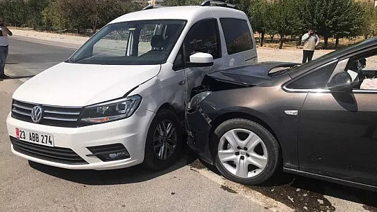 Ulukent'te trafik kazası: 1 yaralı