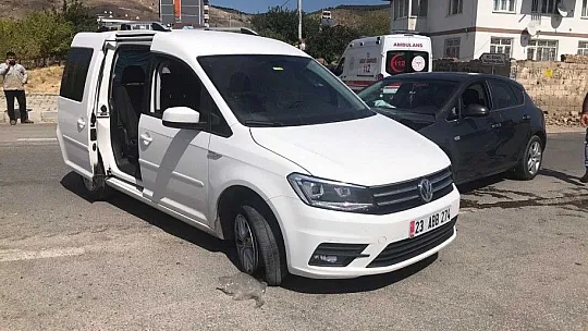Ulukent'te trafik kazası: 1 yaralı