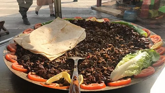 O ciğeri bir yiyen bir daha yiyor!