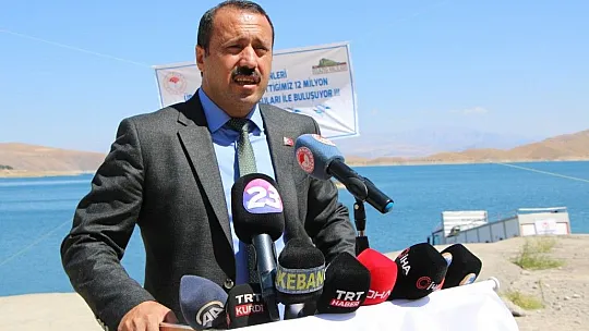 Keban Baraj Gölü'ne 400 bin sazan yavrusu bırakıldı