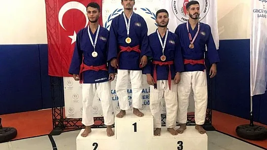Elazığ'dan iki sporcu podyuma çıktı