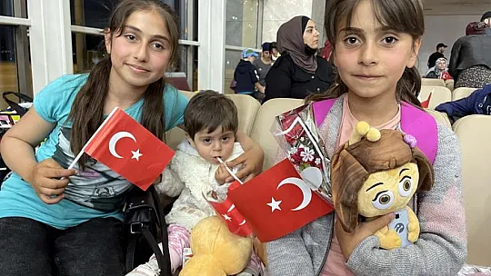 Ahıska Türklerinden oluşan 9. kafile Elazığ'a kavuştu
